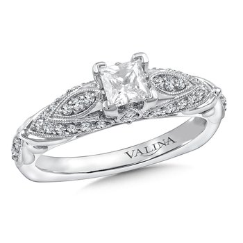 Diamond Engagement Ring RQ9758W