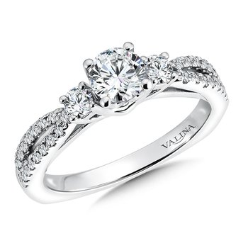 Three Stone Diamond Engagement Ring R9507W